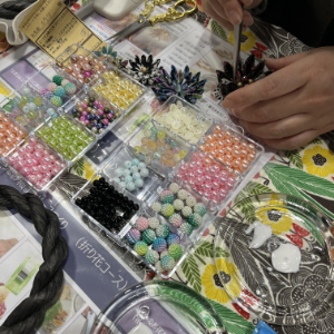 いろあそびつまみ花